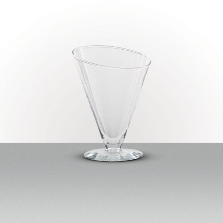 Taça Cônica Diagonal Ø18x23cm Alt. 1200ml